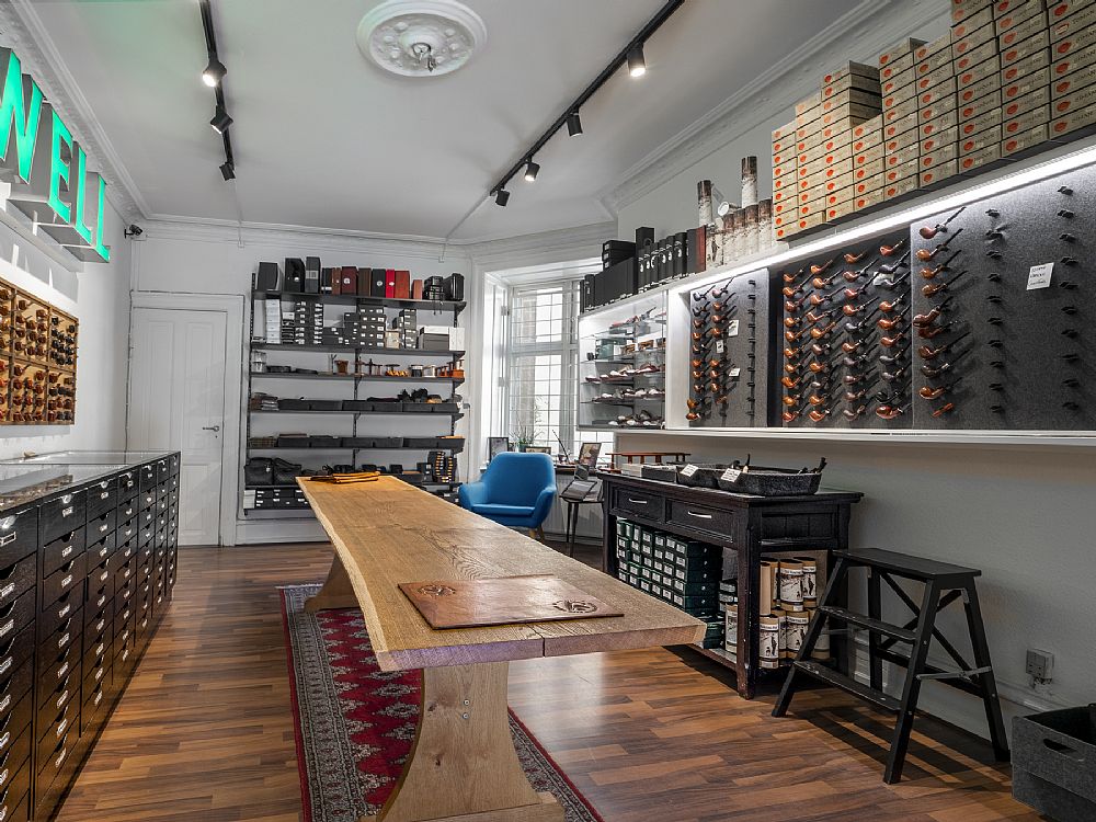 The Danish Pipe Shop 店内景